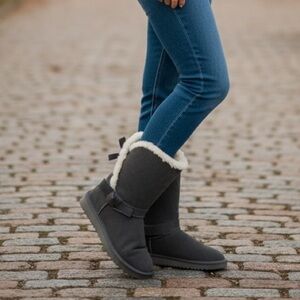 Koolaburra Gray and Cream  Women's Boots NWT w/out Box